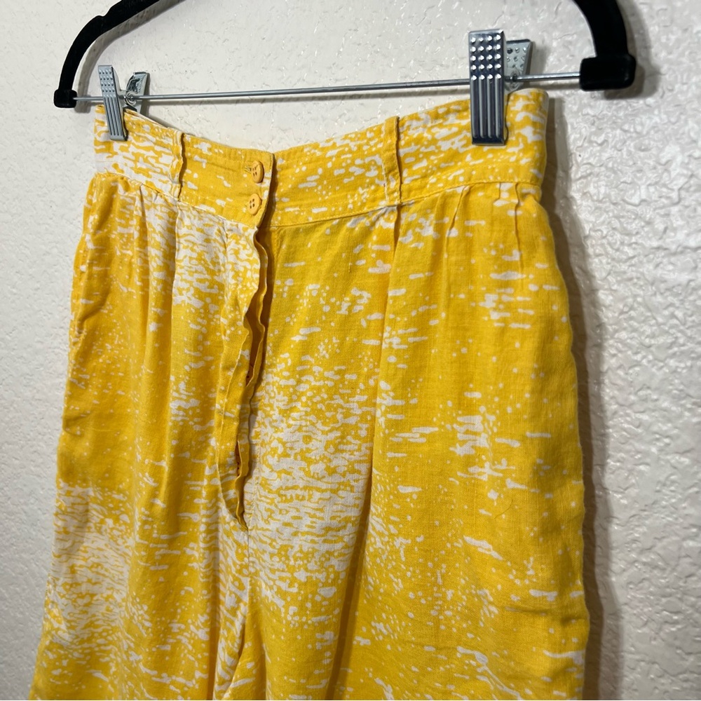 Vintage 80’s Valentino Swimwear Cotton Linen Yellow White Bermuda Shorts Size 12 - Picture 4 of 14